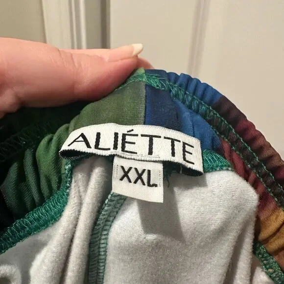 Aliétte Riviera Hoodie and Pants - Picture 7 of 7